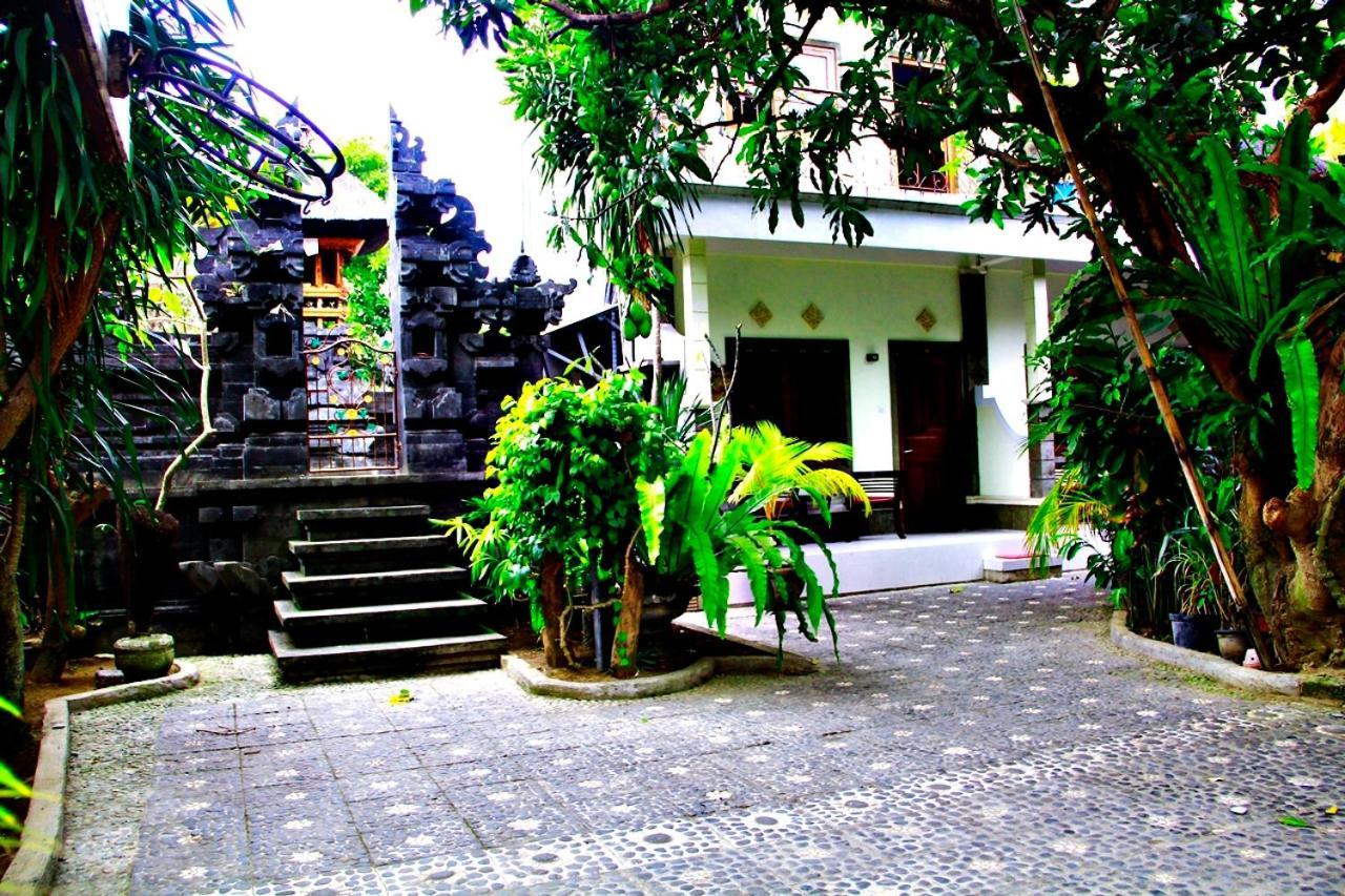 Nakula Guest House Kuta Lombok Esterno foto